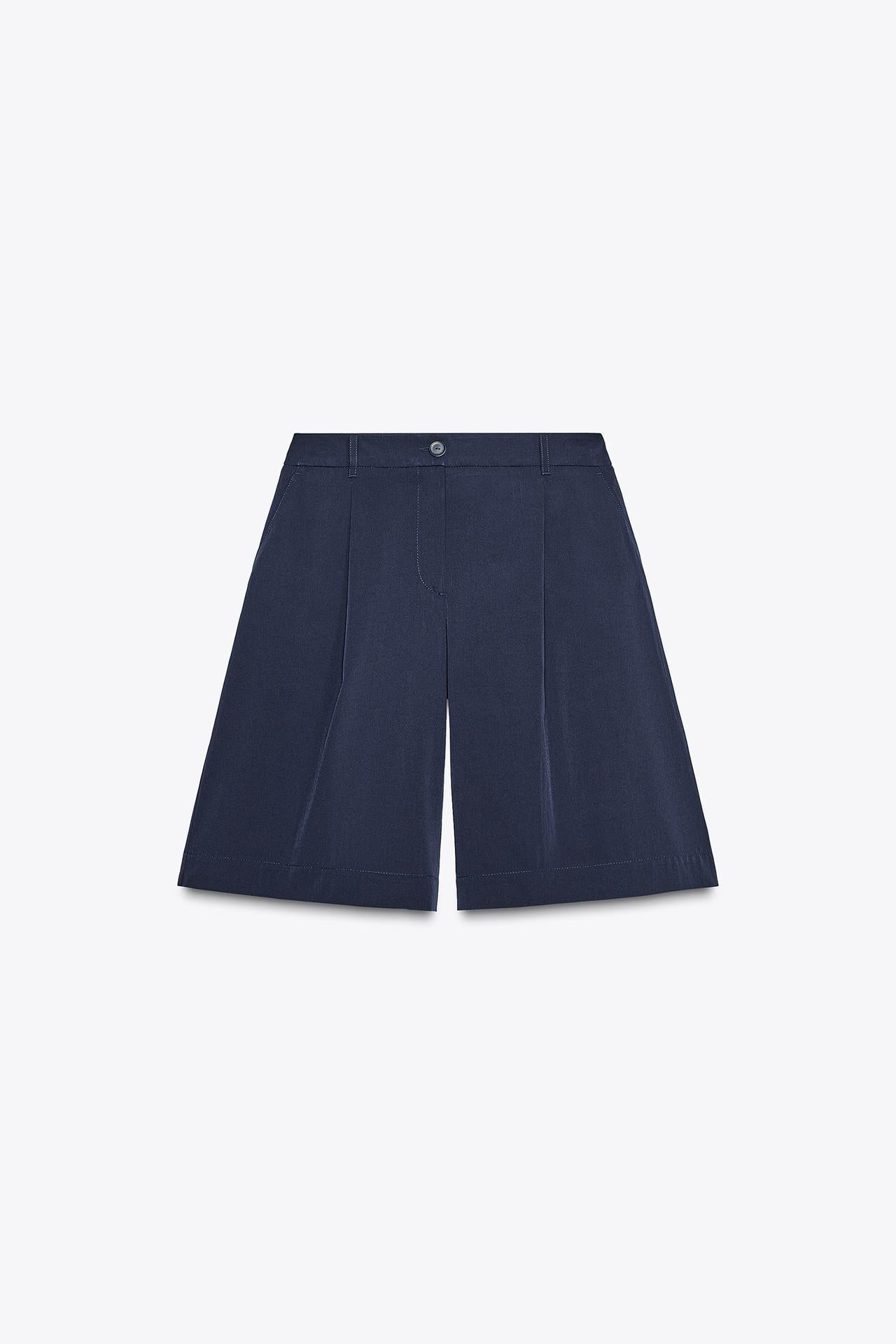 Long Pleated Bermuda Shorts
