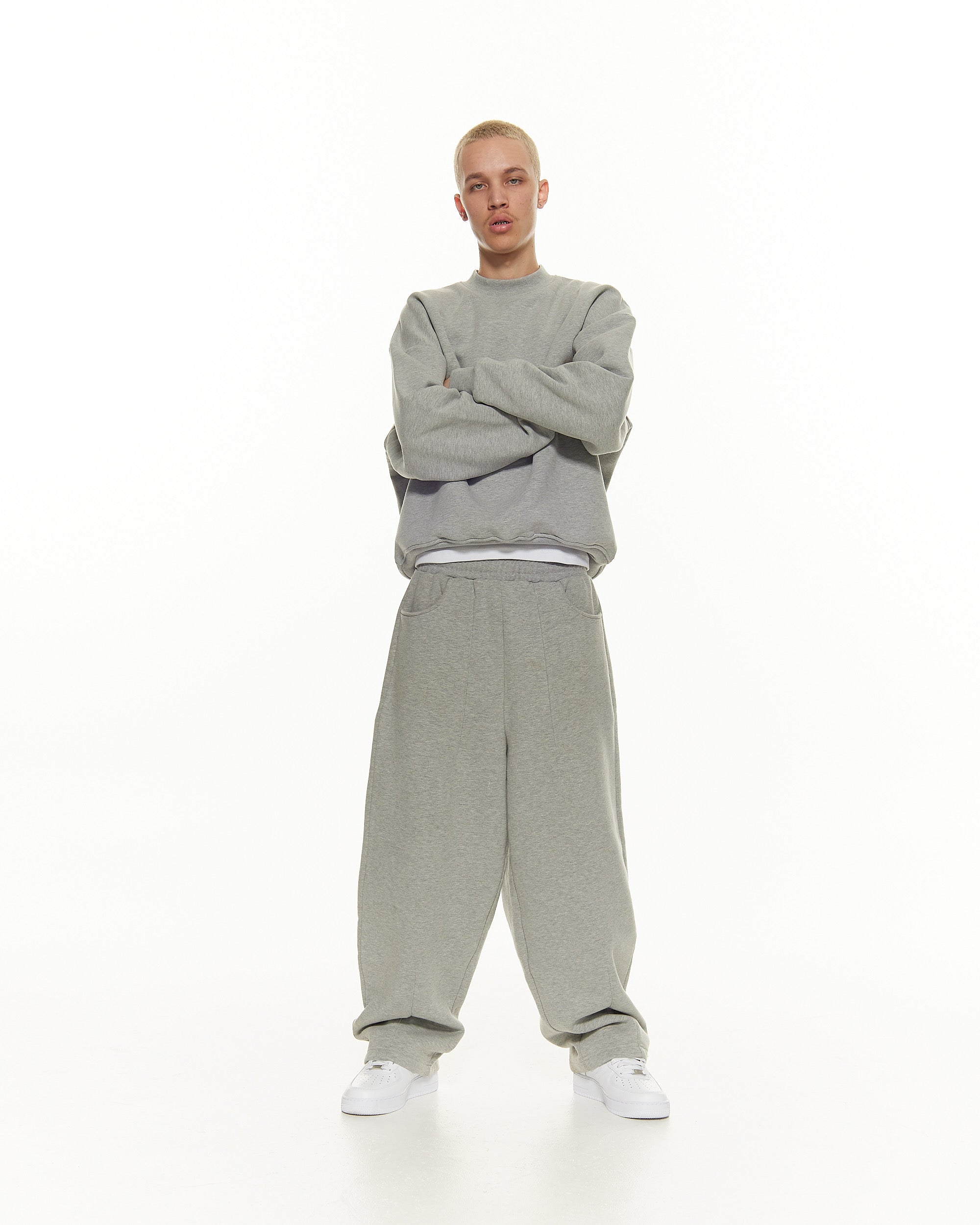 Comfort Joggers – Straight Fit – Gray