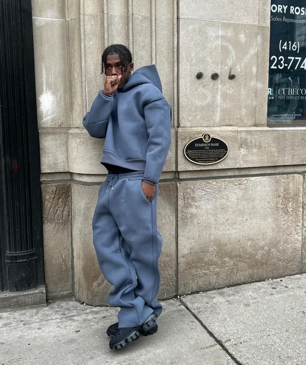 SET MONOCHROME JOGGING & HOODIES