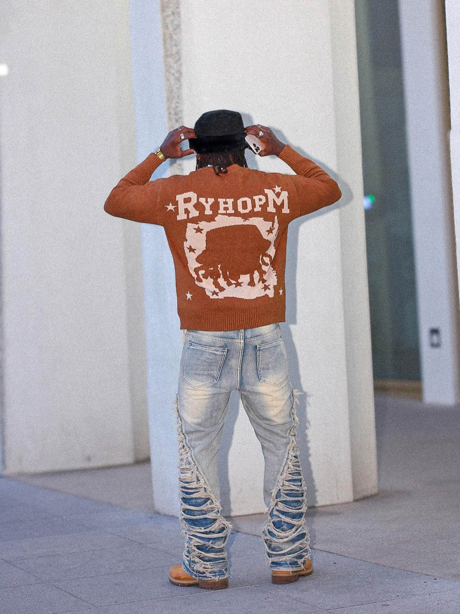 Ripped Flare Jeans – 21236